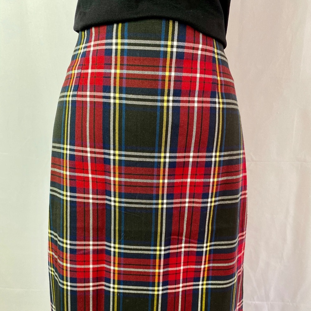 BB Dakota Red Black Plaid Pencil Skirt Size 6